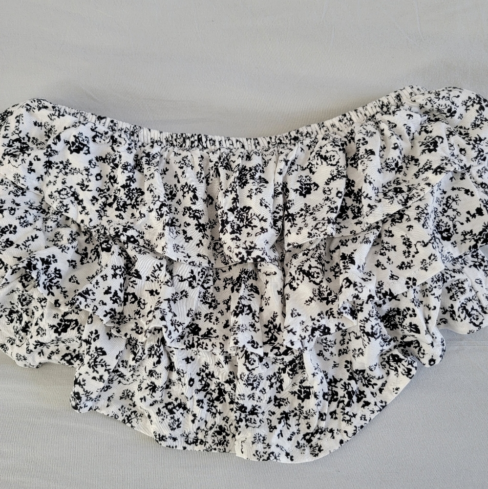 Garage XS/TP/XP crop top white with black